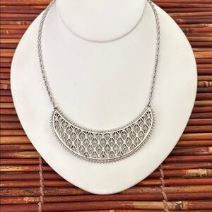 Lucky Brand Open Weave Bibb Silver Necklace 18”-20”